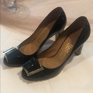Farragamo Patent Pumps!!